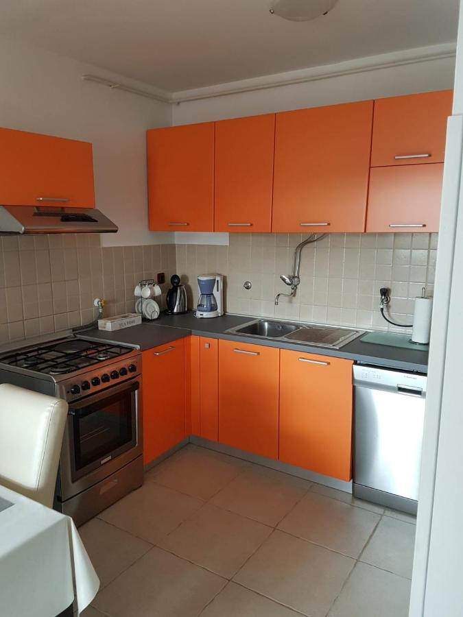 Apartment Noa พูลา ภายนอก รูปภาพ