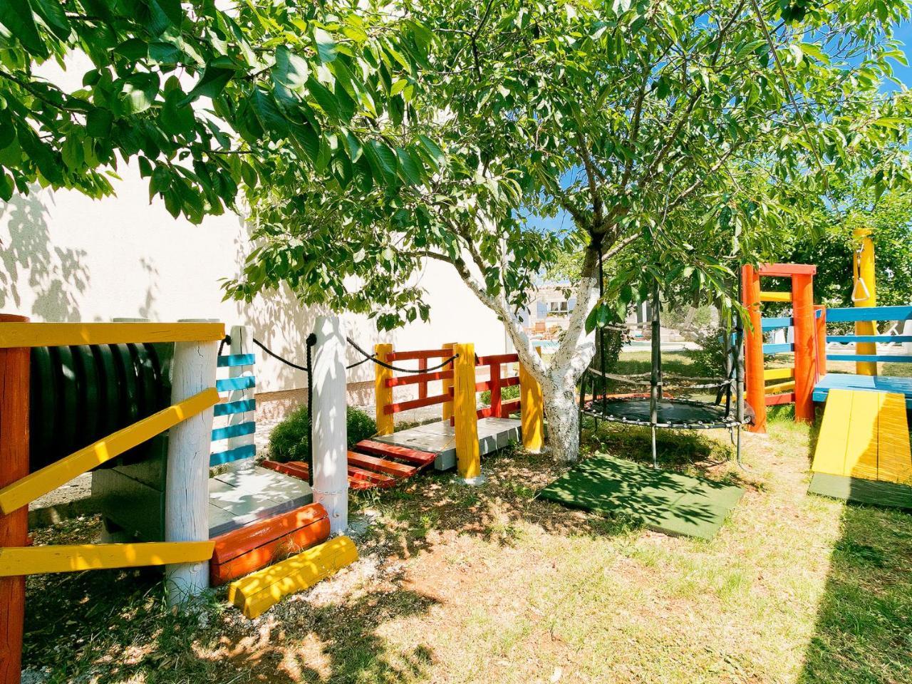 Apartment Noa พูลา ภายนอก รูปภาพ