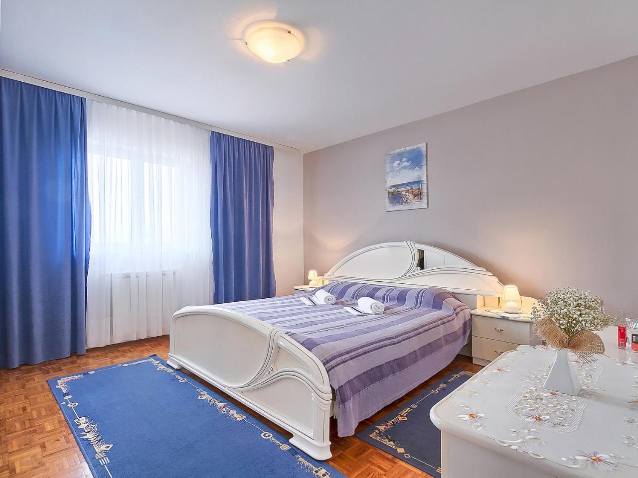 Apartment Noa พูลา ภายนอก รูปภาพ