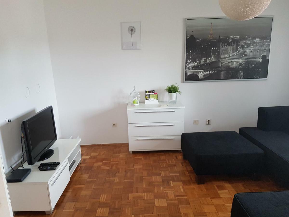 Apartment Noa พูลา ภายนอก รูปภาพ